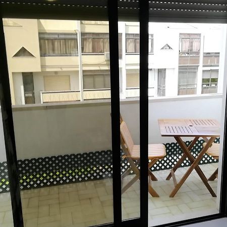 קוסטה דה קפאריקה Large Apartment Near The Beach And Lisbon מראה חיצוני תמונה