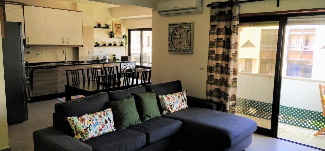 קוסטה דה קפאריקה Large Apartment Near The Beach And Lisbon מראה חיצוני תמונה