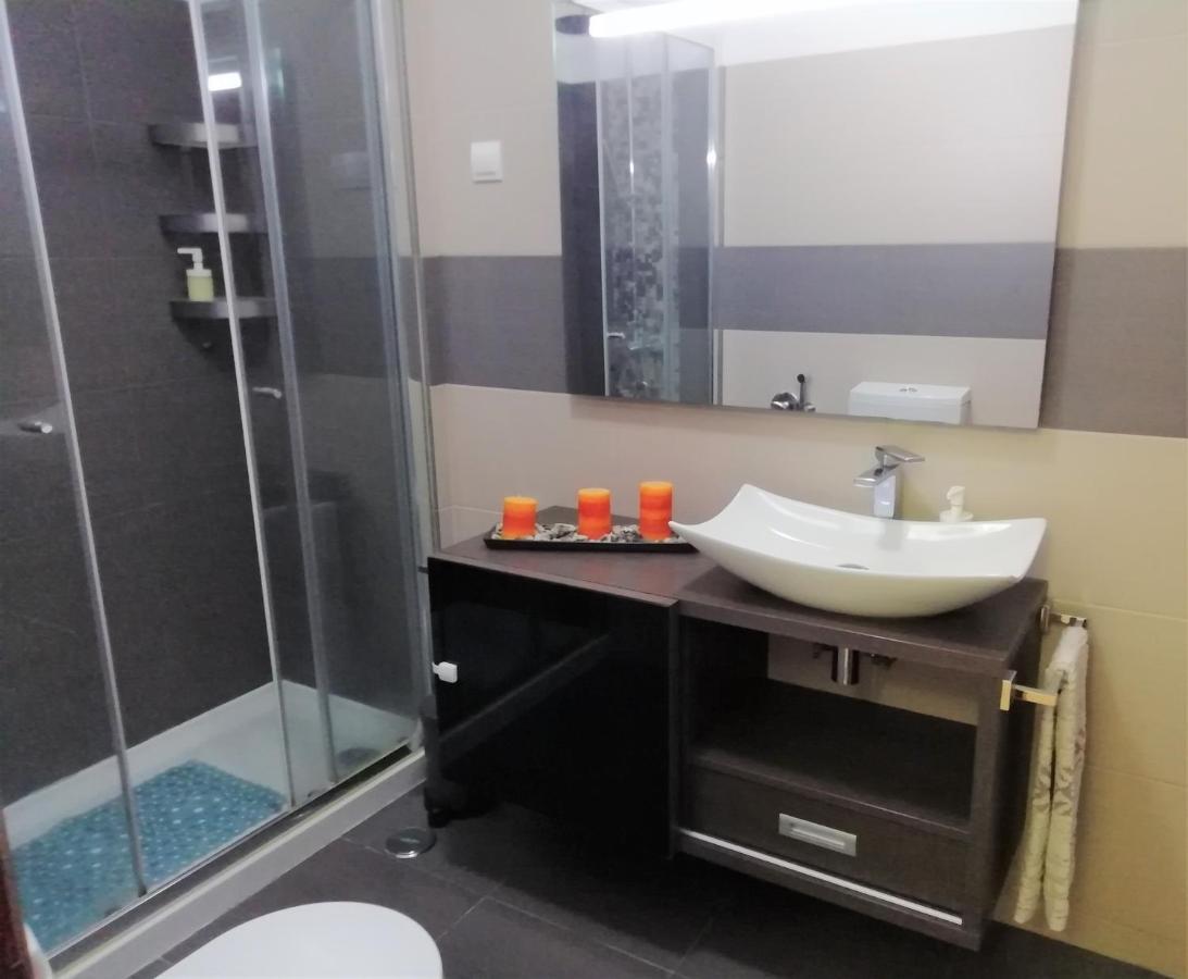 קוסטה דה קפאריקה Large Apartment Near The Beach And Lisbon מראה חיצוני תמונה