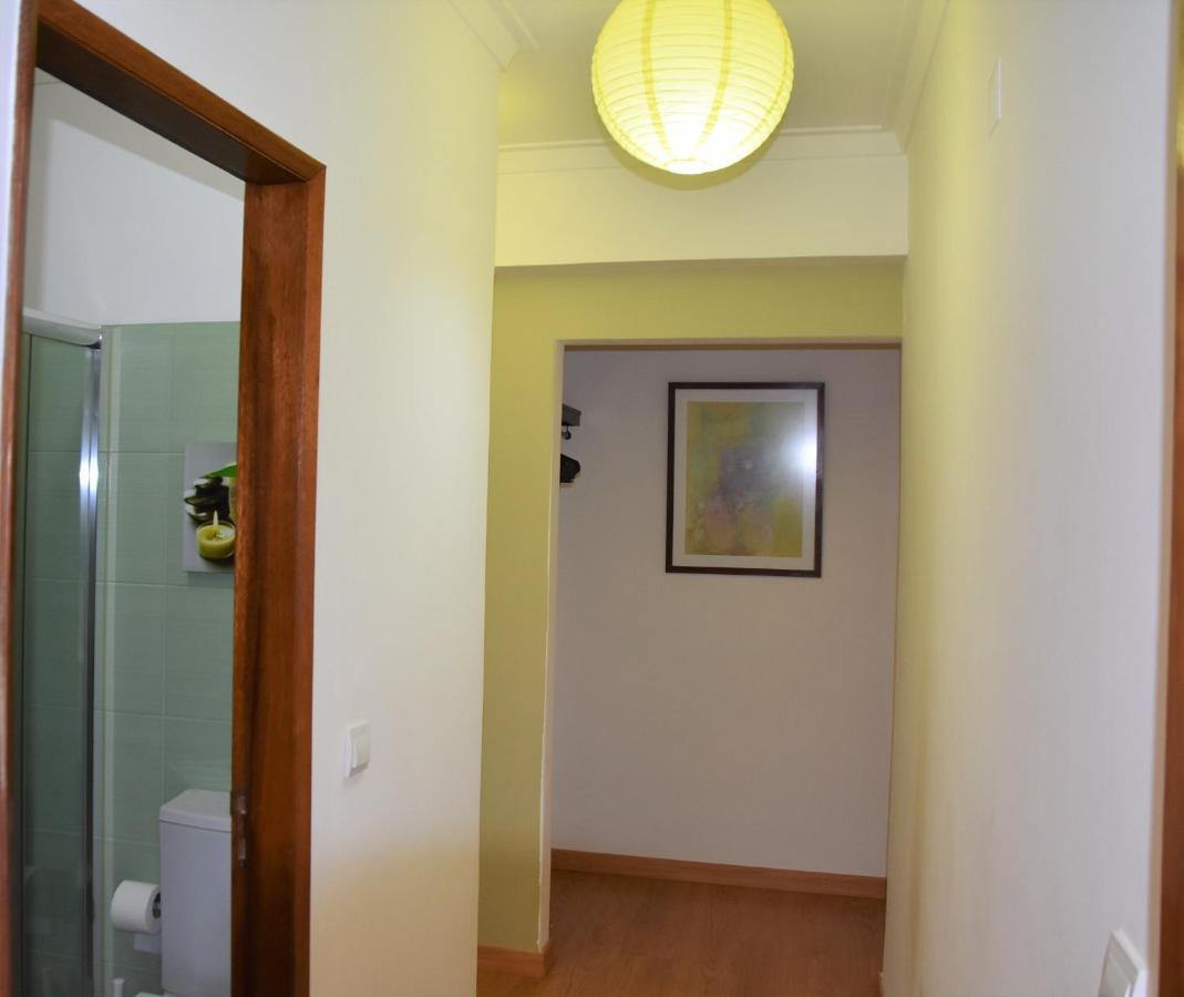 קוסטה דה קפאריקה Large Apartment Near The Beach And Lisbon מראה חיצוני תמונה