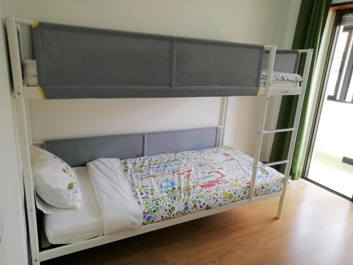 קוסטה דה קפאריקה Large Apartment Near The Beach And Lisbon מראה חיצוני תמונה